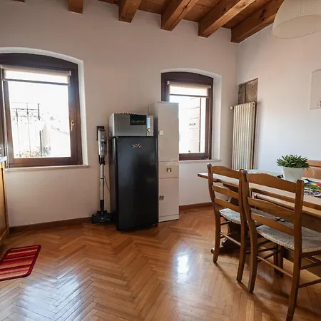 Appartamento Torre Cà Emo, Il Bilocale Di Serravalle