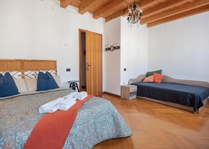 Torre Cà Emo, Il Bilocale Di Serravalle Vittorio Veneto